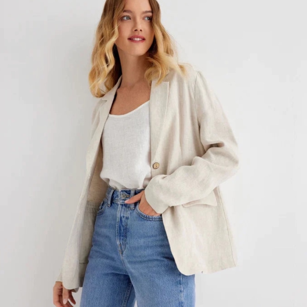 Linen Blazer - Picture 3 of 11